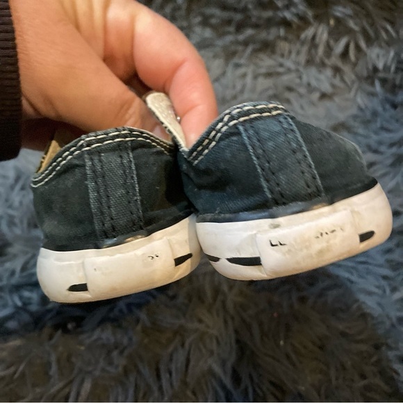 Toddler Black Converse Sneaker - Picture 5 of 8